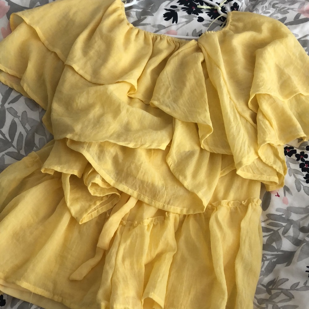 Yellow Ruffle Summer Set- Small - Picture 9 of 9